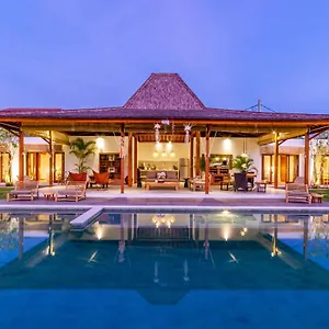 https://villa-hana-seminyak-bali.ubudhotelsnow.com